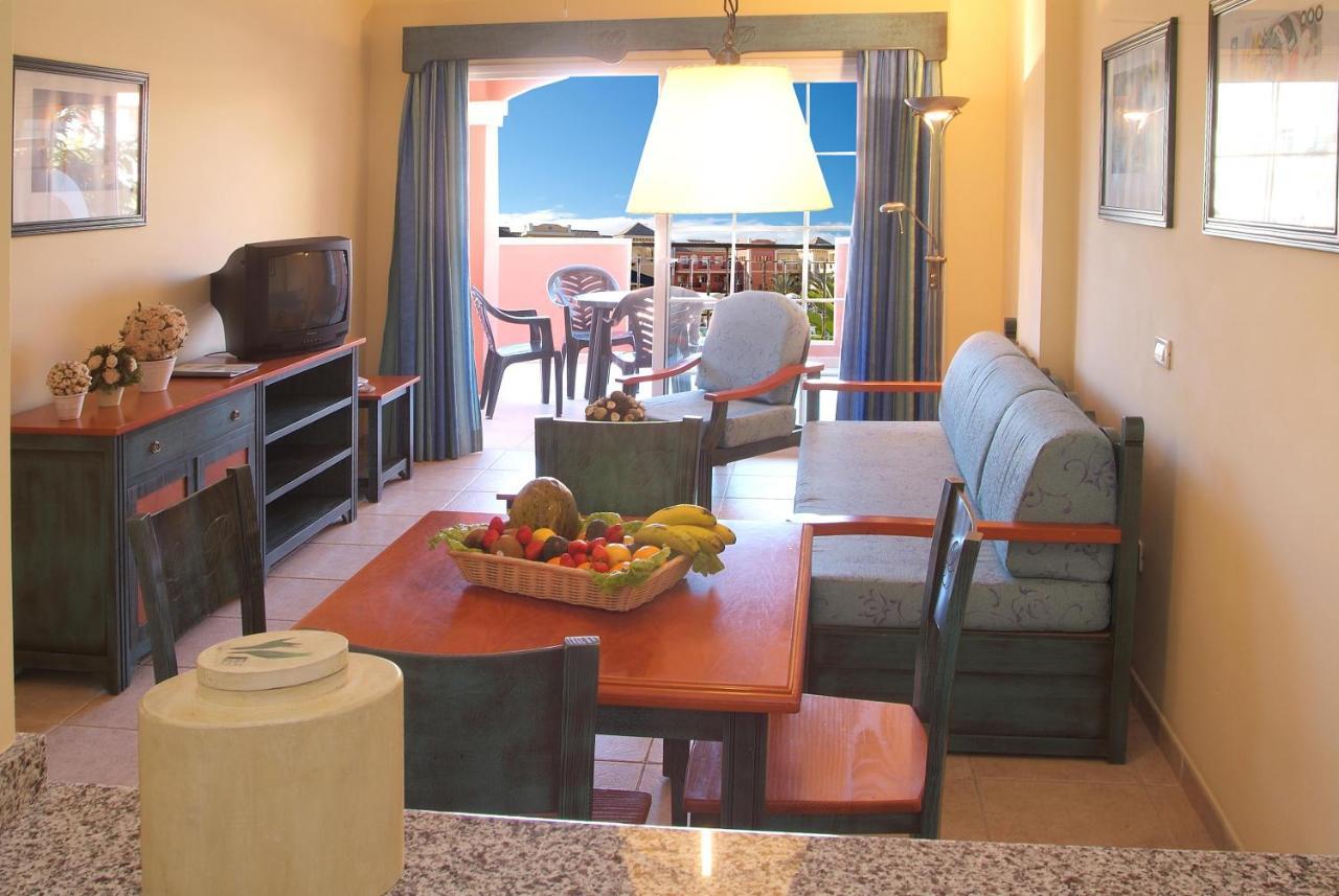 Granada Park S01B Apartment Арона Екстериор снимка