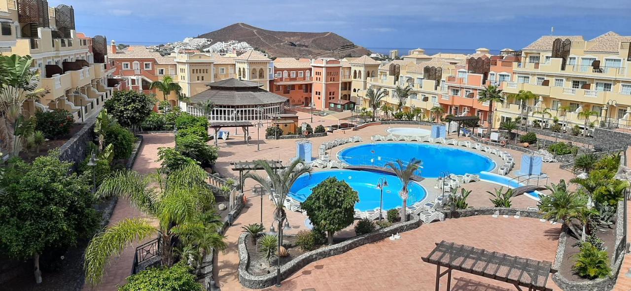 Granada Park S01B Apartment Арона Екстериор снимка