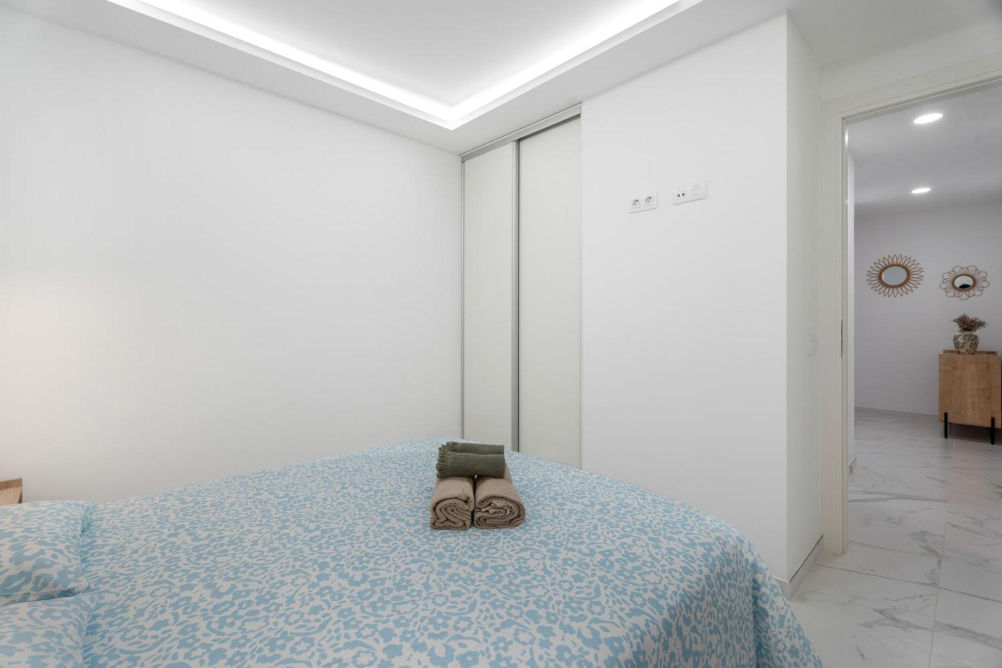 Granada Park S01B Apartment Арона Екстериор снимка