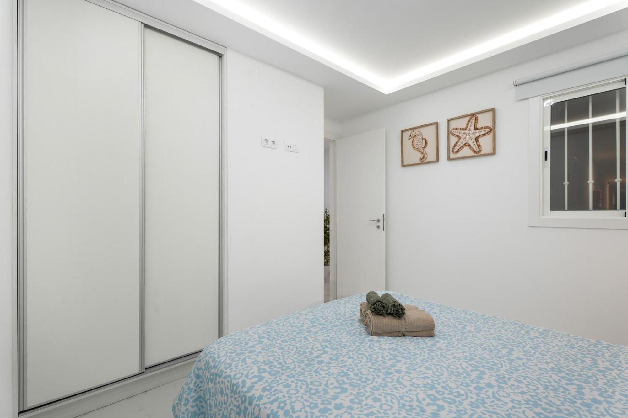 Granada Park S01B Apartment Арона Екстериор снимка
