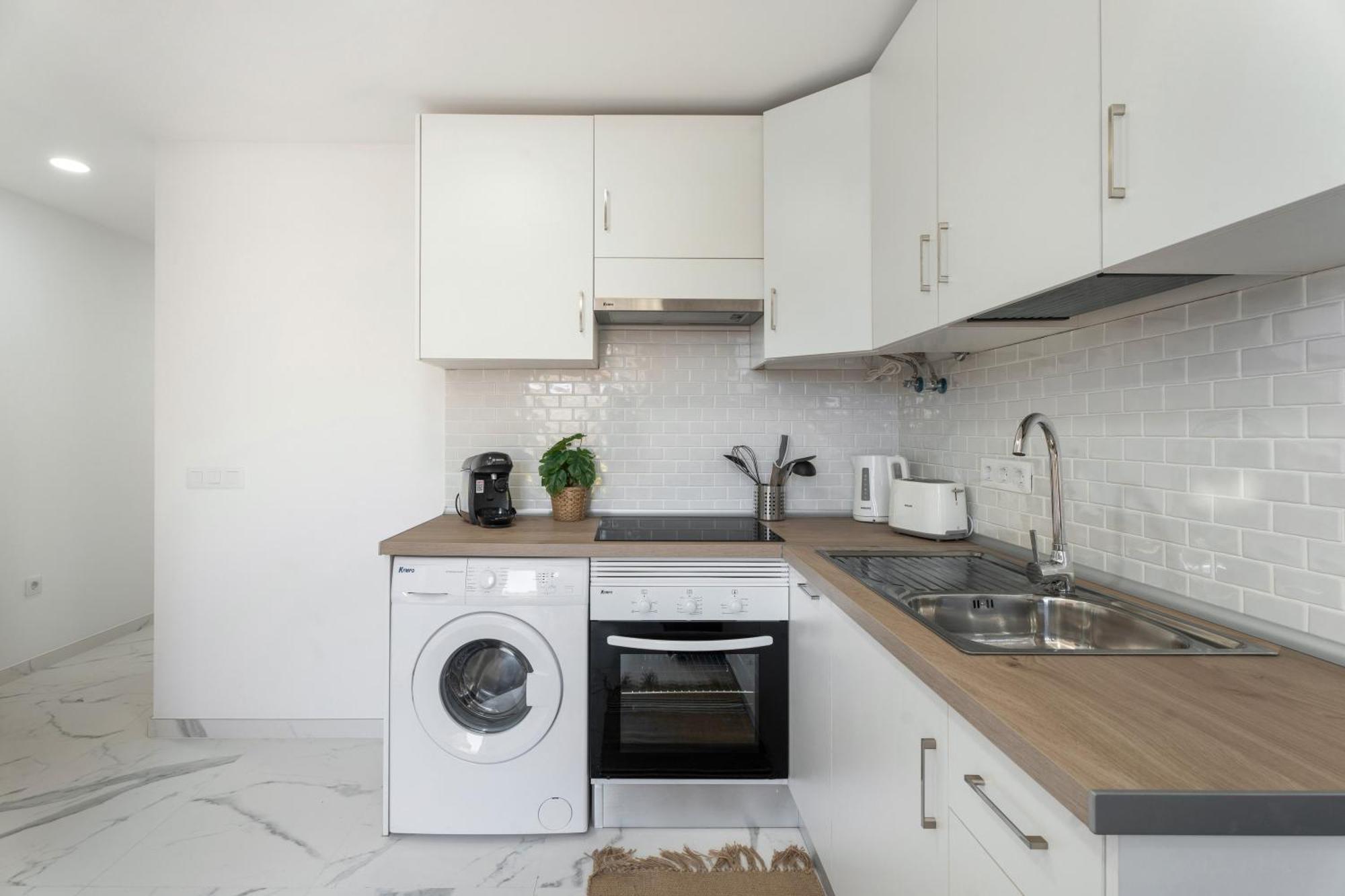 Granada Park S01B Apartment Арона Екстериор снимка
