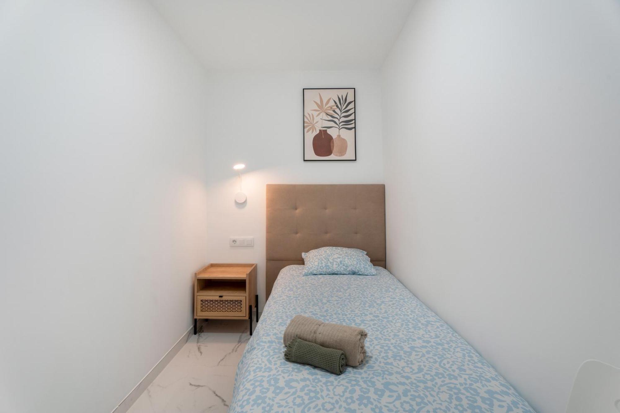 Granada Park S01B Apartment Арона Екстериор снимка