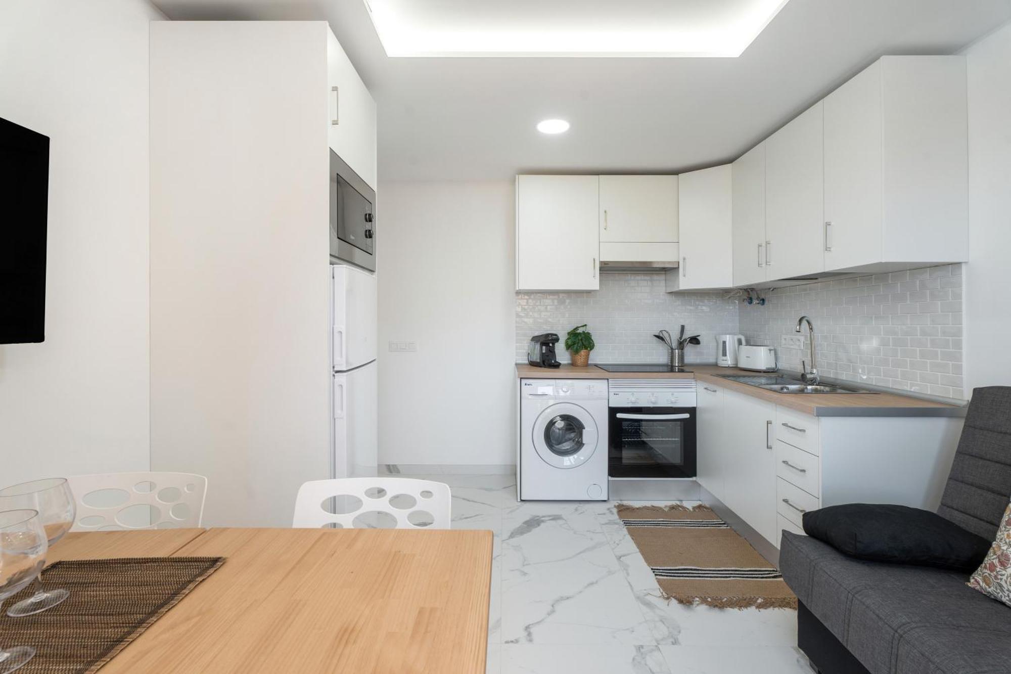 Granada Park S01B Apartment Арона Екстериор снимка