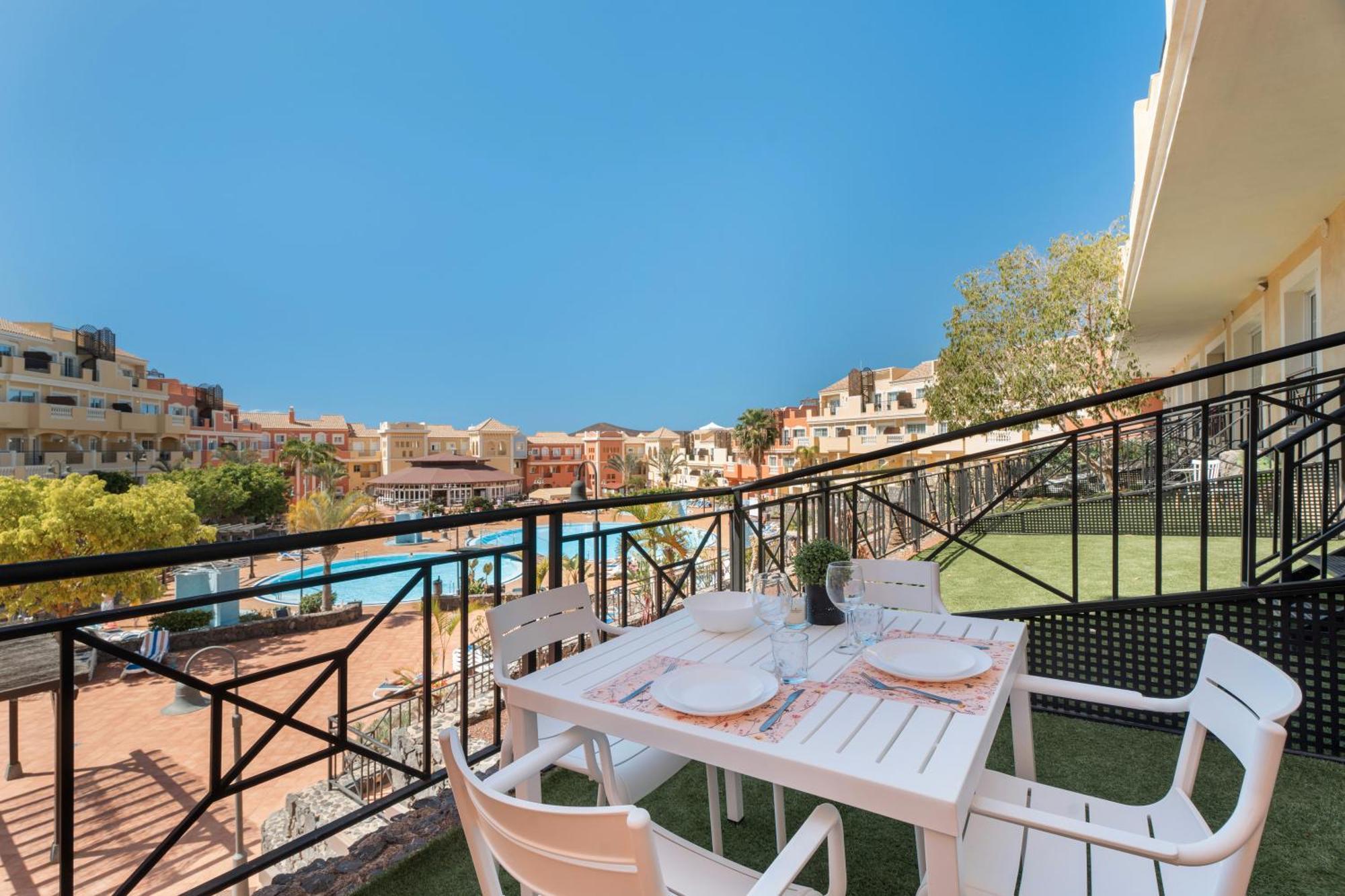 Granada Park S01B Apartment Арона Екстериор снимка
