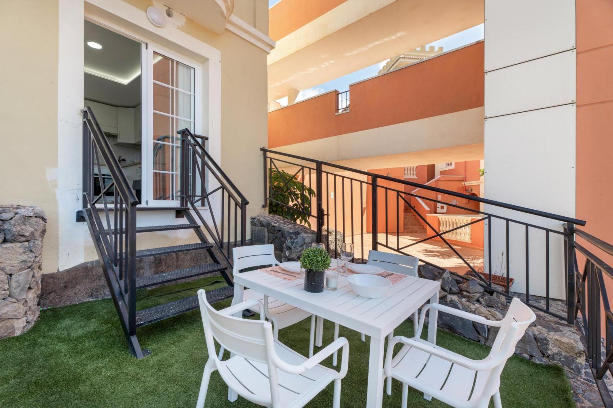 Granada Park S01B Apartment Арона Екстериор снимка